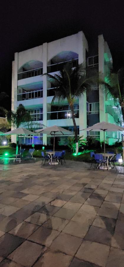 Suite Beira Mar Em Ponta Negra - Residencial Ponta Negra Beach Натал Экстерьер фото